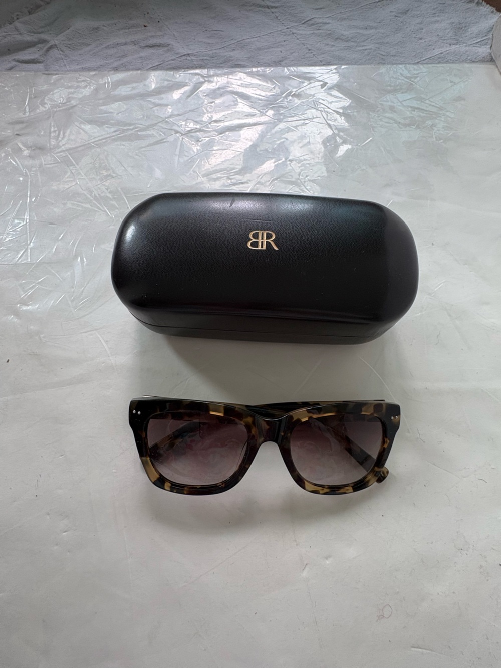 Banana Republic Tortoiseshell Square Sunglasses with Black Case